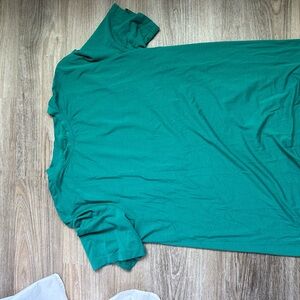 Lululemon Men's license to train Green T-Shirt